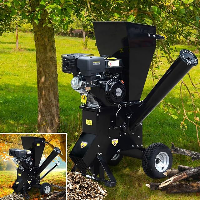 BRAST petrol garden shredder with a 208 cc engine and two feed hoppers
