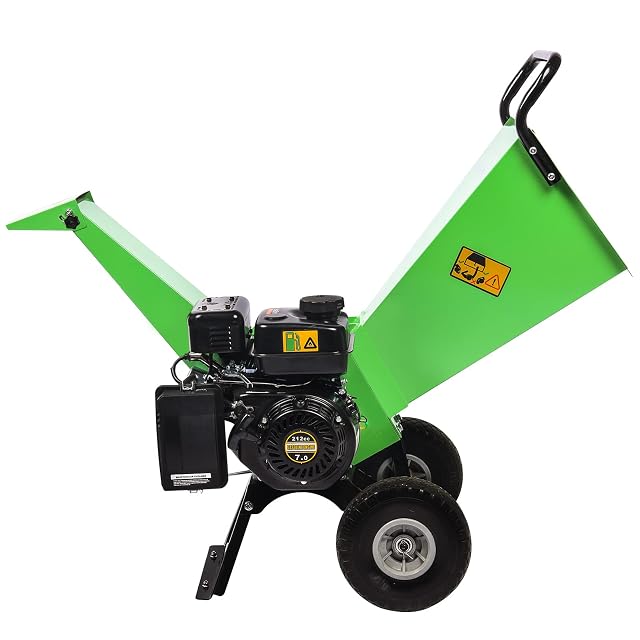 GARDENBEAUT R30 petrol wood shredder with a cutting roller and 212 cc engine
