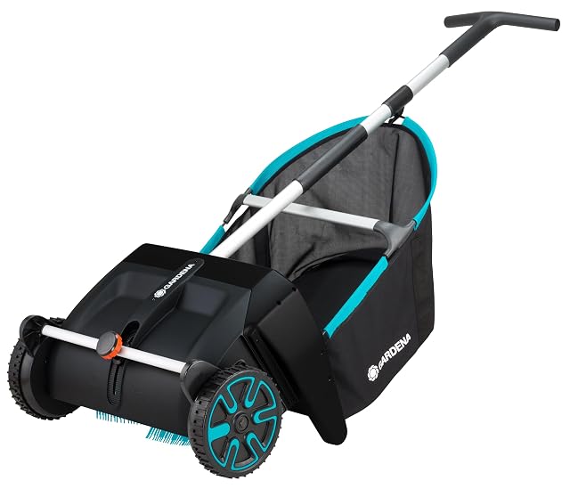 Gardena manual leaf and lawn collector with a rotating brush system and removable bag